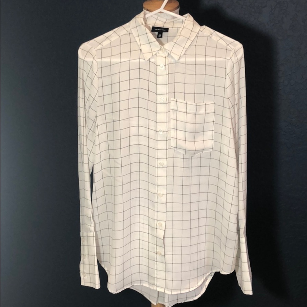 Who What Wear white and black windowpane blouse XS